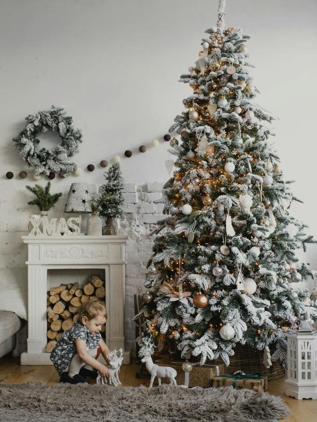 7 Homemade Christmas Tree Skirt Ideas